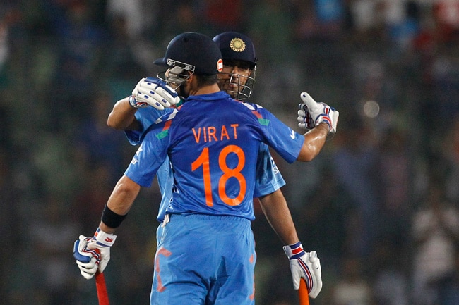 विराट ने दिलाई टीम इंडिया को जीत, धोनी ने जीता दिल