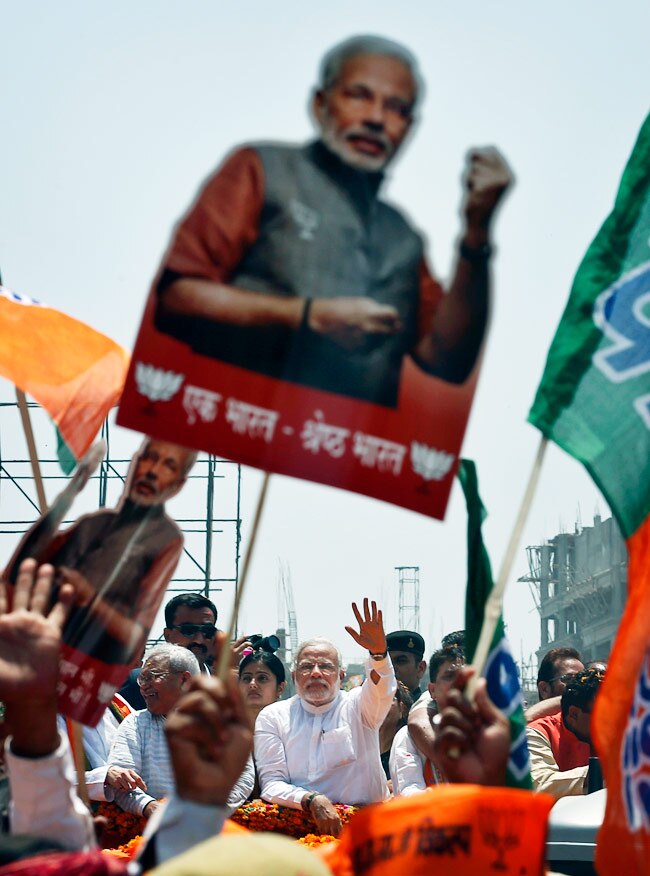 वाराणसी में नरेंद्र मोदी की धूम...