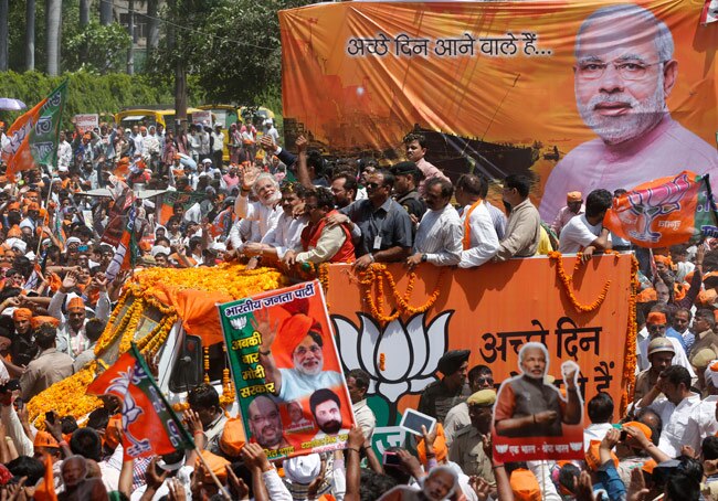 वाराणसी में नरेंद्र मोदी की धूम...