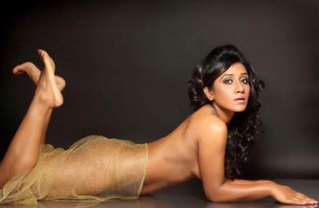 सनी लियोन को पछाड़ने के लिए आ गई निशा यादव