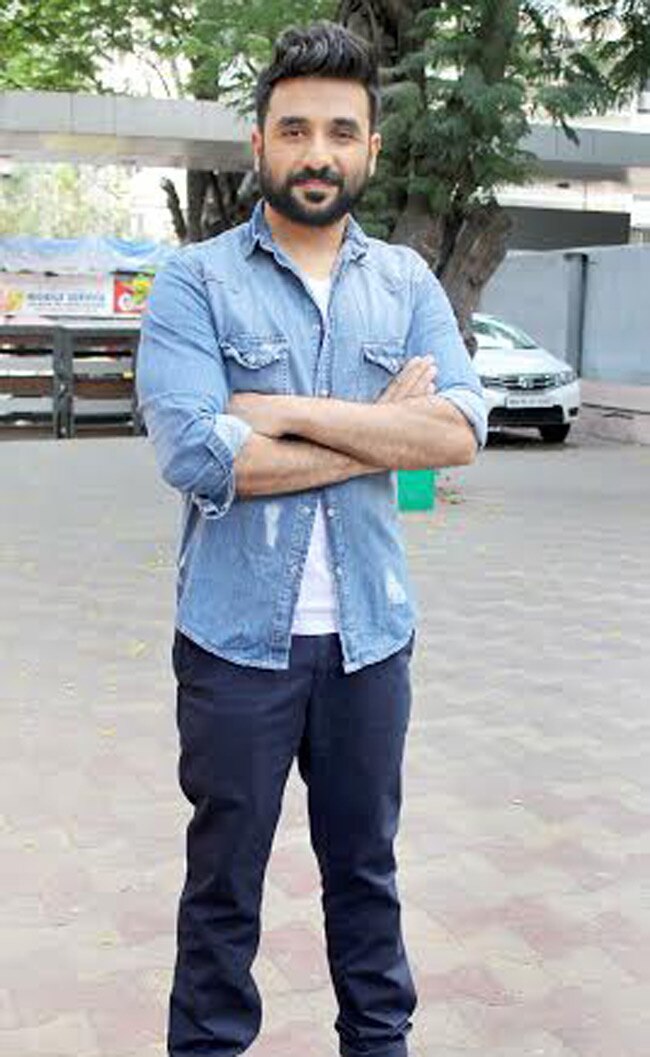 रिवॉल्‍वर रानी के प्रमोशन में जुटी कंगना रनोट