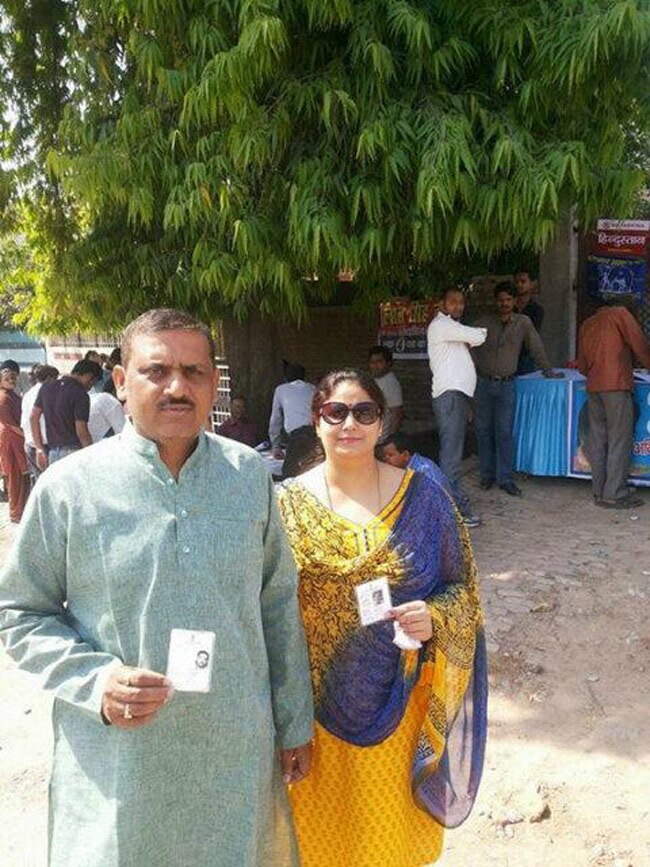 छठा चरण: लोकसभा चुनाव में आपका वोट, आपकी तस्‍वीर...