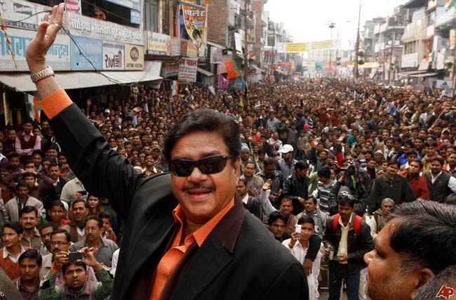 लोकसभा चुनाव में सेलिब्रिटीज के ग्‍लैमर का तड़का