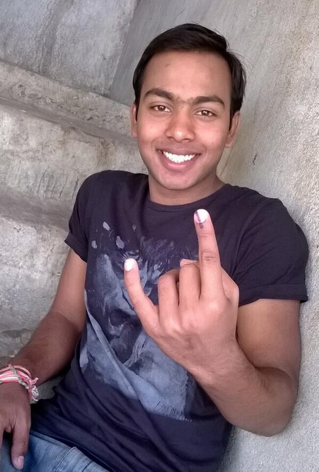 छठा चरण: लोकसभा चुनाव में आपका वोट, आपकी तस्‍वीर...