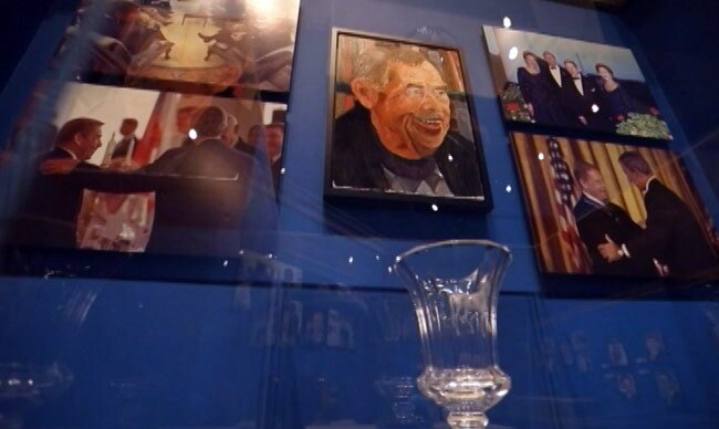 जॉर्ज डब्ल्यू बुश ने बनाई मनमोहन सिंह समेत 24 बड़े नेताओं की पेंटिंग