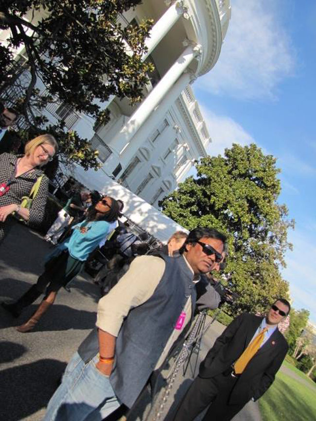 व्हाइट हाउस से ओबामा और मिशेल की Exclusive तस्वीरें