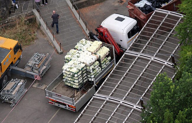 किम की पैरिस में बैचलरेट पार्टी, फ्रांस में प्री-वेडिंग पार्टी और इटली में शादी