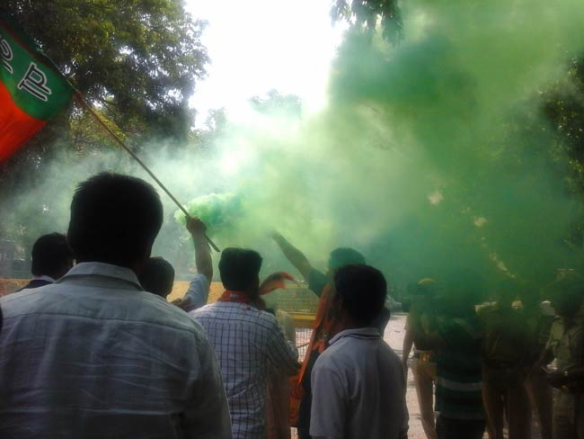चुनाव 2014: बीजेपी के खेमे में जश्‍न