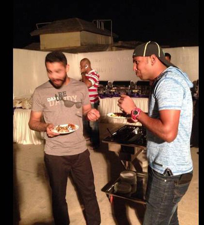 धोनी की डिनर पार्टी में टीम CSK संग खूब जमा रंग