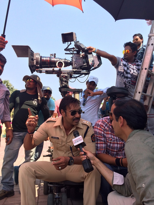 इलेक्शन एक्सप्रेस: जब कैमरे में कैद हुआ चुनाव का हर रंग