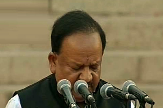 तस्वीरों में देखें, मोदी और उनके मंत्रियों का शपथ ग्रहण