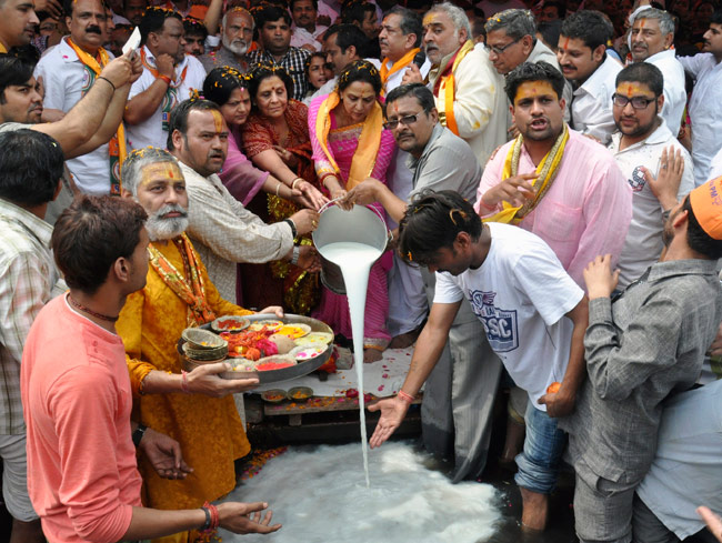 लोकसभा चुनाव 2014 की यादगार तस्‍वीरें...