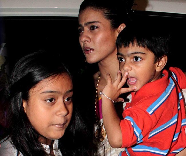 Happy Mother's Day: मुझे प्‍यार है अपनी मां से...