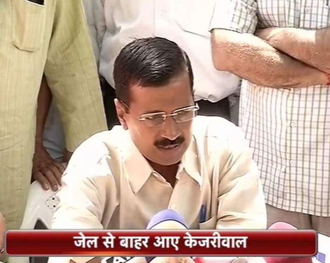 27 मई 2014 : तस्वीरों में दिन भर की बड़ी खबरें