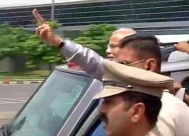 भारत के भावी प्रधानमंत्री नरेंद्र मोदी का नई दिल्‍ली में भव्‍य स्‍वागत