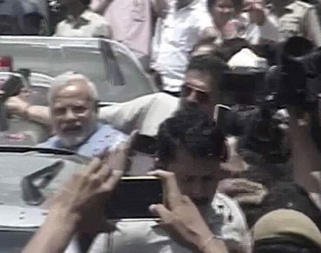 भारत के भावी प्रधानमंत्री नरेंद्र मोदी का नई दिल्‍ली में भव्‍य स्‍वागत