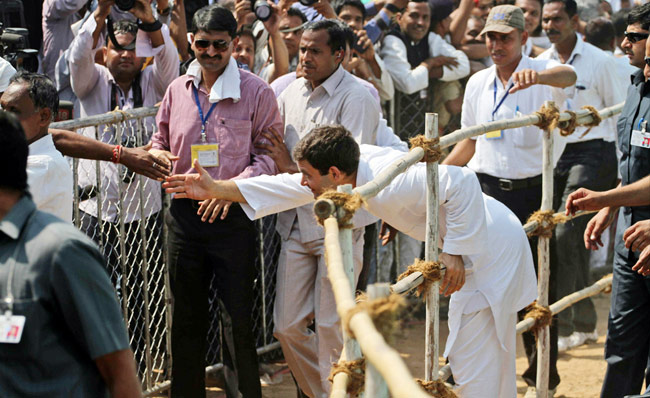 लोकसभा चुनाव 2014 की यादगार तस्‍वीरें...