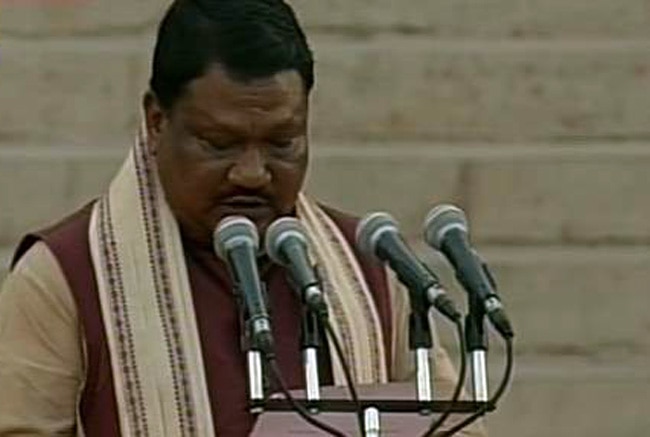 तस्वीरों में देखें, मोदी और उनके मंत्रियों का शपथ ग्रहण