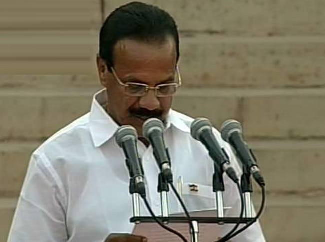 तस्वीरों में देखें, मोदी और उनके मंत्रियों का शपथ ग्रहण