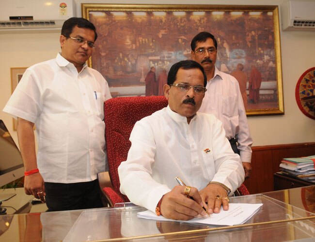 PM मोदी ने संभाला कार्यभार, देखें कैसा रहा पहला दिन...