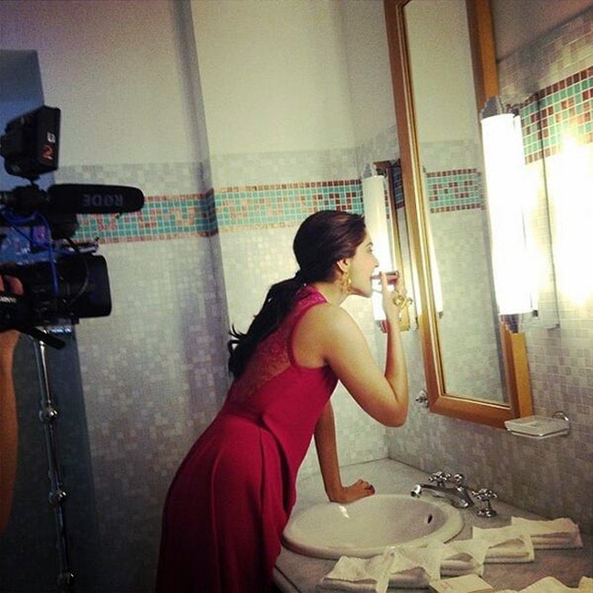 थम गई सांसें जब कान की जमीं पर उतरी मसकली