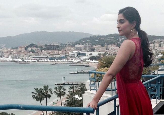 थम गई सांसें जब कान की जमीं पर उतरी मसकली