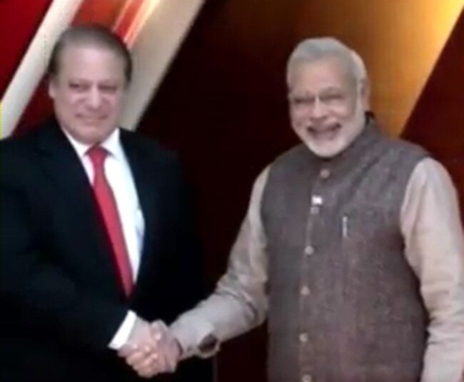 27 मई 2014 : तस्वीरों में दिन भर की बड़ी खबरें