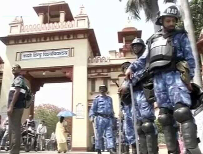 वाराणसी में नरेंद्र मोदी के रोड शो में जबरदस्‍त जनसैलाब