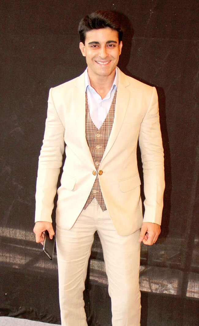 स्‍टार परिवार अवॉर्ड्स में पहुंचे आमिर खान और किरण राव