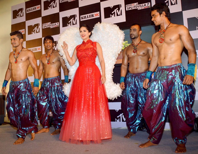 जब लाल परी बन गईं सनी लियोन