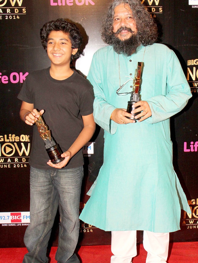 लाइफ ओके नाउ अवार्ड्स में सितारों जलवा