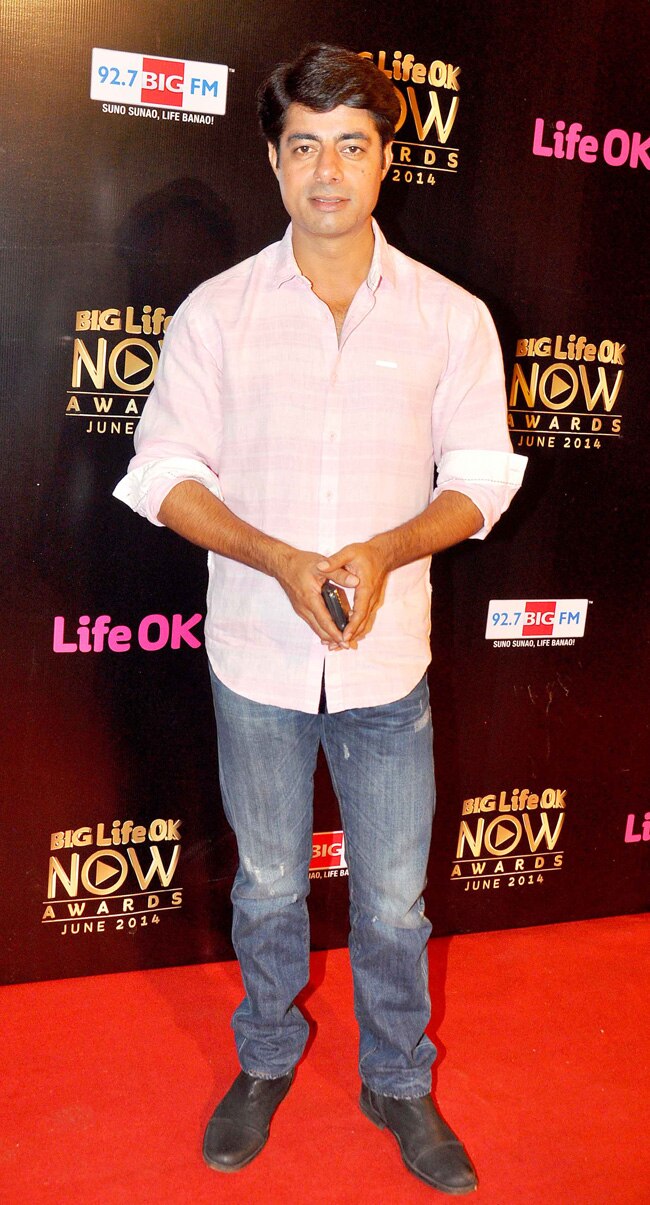 लाइफ ओके नाउ अवार्ड्स में सितारों जलवा