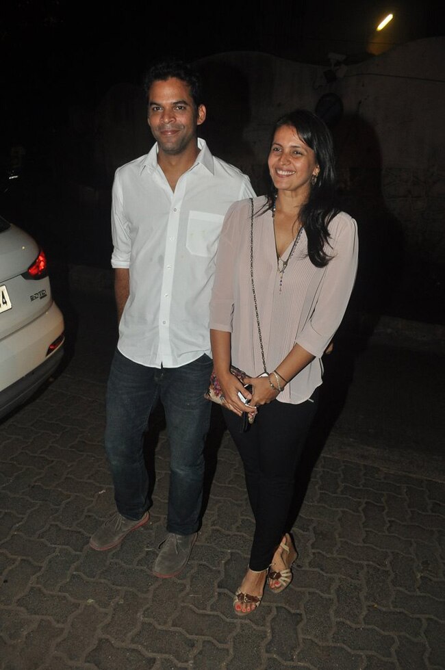 27 की हुईं सोनाक्षी, अर्जुन और सिद्धार्थ के साथ मनाया बर्थडे