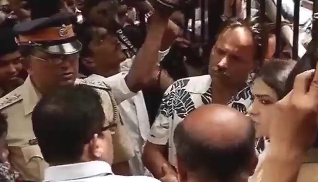 तस्वीरों में देखिए 21 जून 2014 की बड़ी खबरें