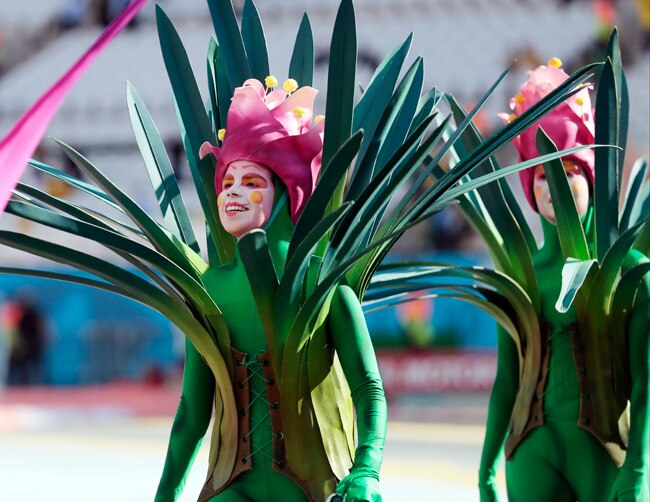 फीफा वर्ल्ड कप 2014 का रंगारंग आगाज