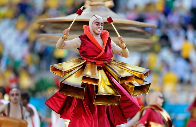 फीफा वर्ल्ड कप 2014 का रंगारंग आगाज