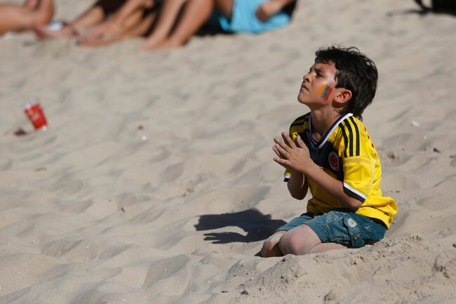 FIFA WC 2014: कोलंबिया ने ग्रीस को दी पटखनी