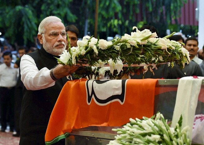 गोपीनाथ मुंडे को देश ने दी श्रद्धांजलि