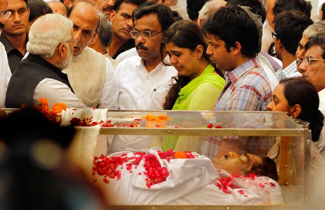 गोपीनाथ मुंडे को देश ने दी श्रद्धांजलि