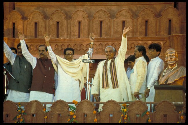 तस्वीरों में दिवंगत गोपीनाथ मुंडे का राजनीतिक सफर