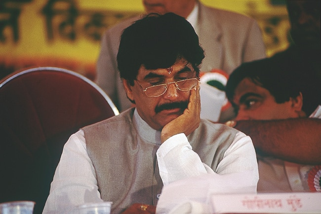 तस्वीरों में दिवंगत गोपीनाथ मुंडे का राजनीतिक सफर