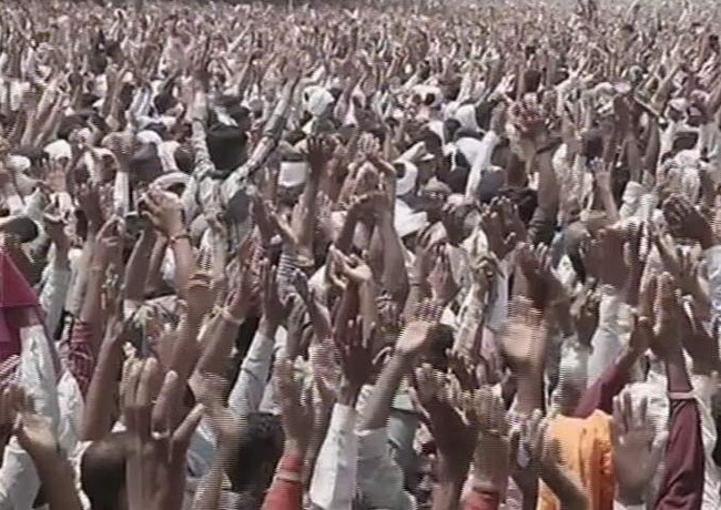 तस्वीरों में देखिए, गोपीनाथ मुंडे की अंतिम यात्रा