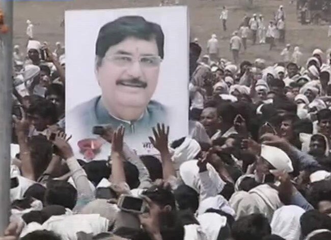 तस्वीरों में देखिए, गोपीनाथ मुंडे की अंतिम यात्रा