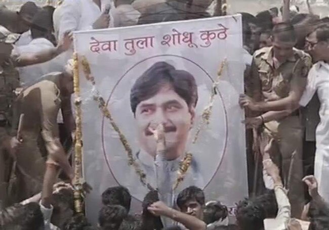 तस्वीरों में देखिए, गोपीनाथ मुंडे की अंतिम यात्रा