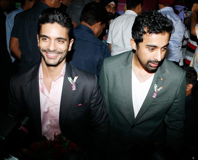 फिर गीता बसरा के साथ नजर आए हरभजन सिंह...