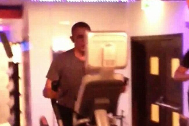 राष्‍ट्रपति बराक ओबामा की जिम की तस्‍वीरें लीक