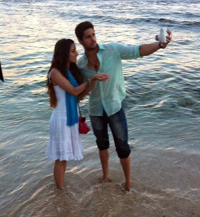 नए फैशन ट्रेंड्स लेकर आया 'एक विलेन'