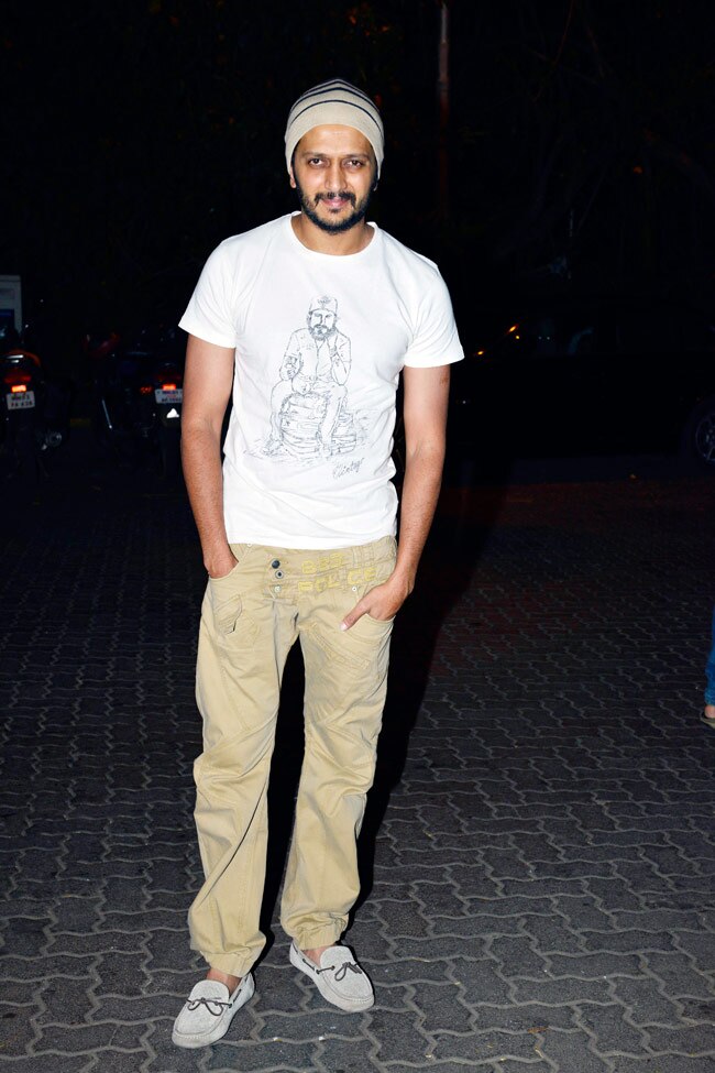 'एक विलेन' की सक्सेस पार्टी में पहुंचे 'दबंग' सलमान खान