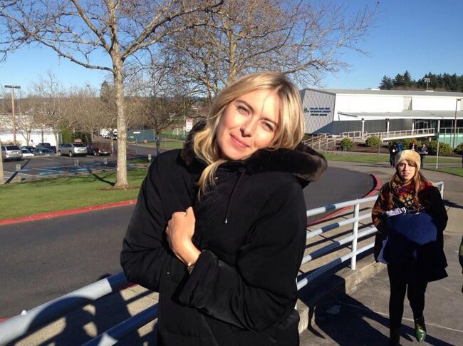 टेनिस ही नहीं, खूबसूरती की भी मलिका हैं शारापोवा