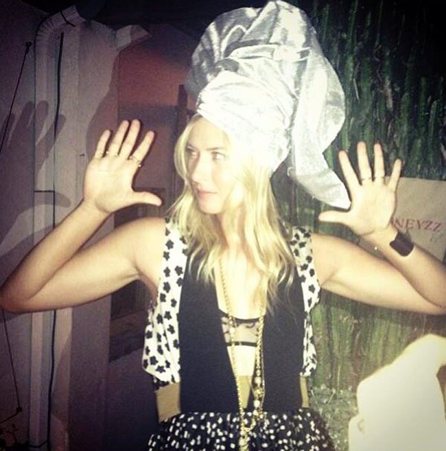 टेनिस ही नहीं, खूबसूरती की भी मलिका हैं शारापोवा